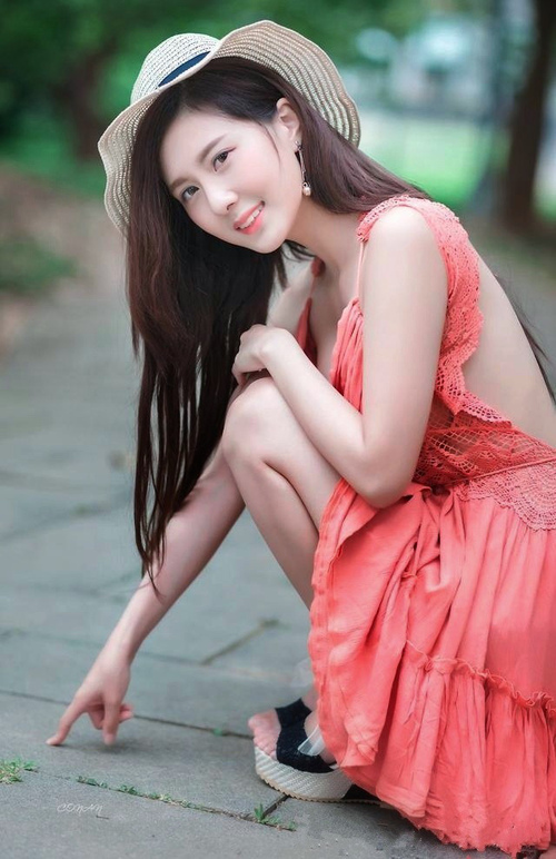 “激烈角逐，生死相搏：季后赛关键战役火热开启”