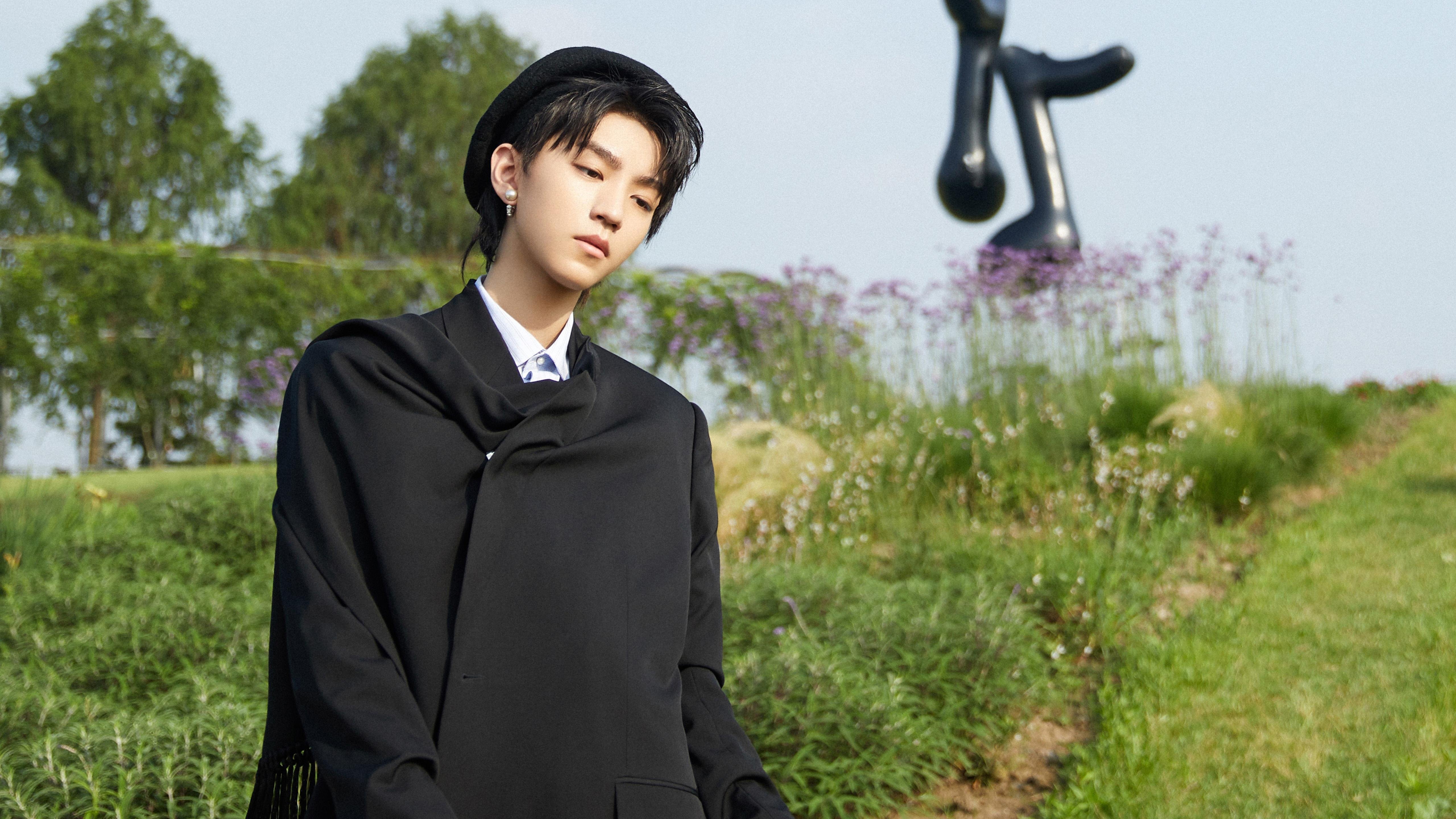 塞维利亚双中锋组合制造持续威胁，塞维利亚队